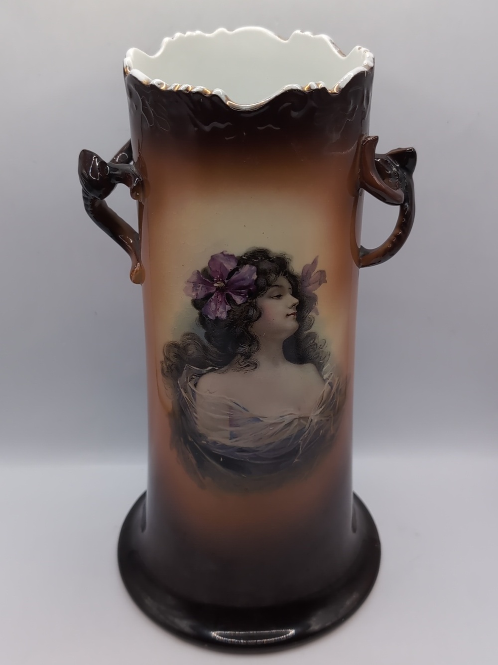 Antique Ioga Warwick 10 1/2" Hand Painted Porcelain Portrait Vase 1893-1911 USA